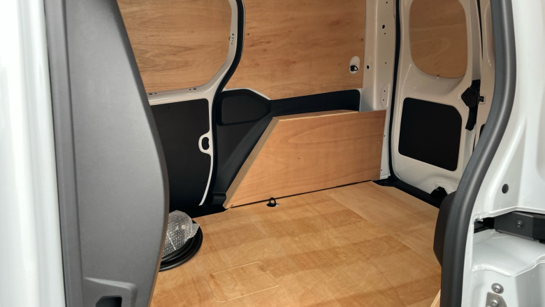 Renault Kangoo L1 E-Tech ML19 90kW 44kWh Advance [Safety] Van Auto